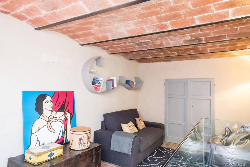 Casa Maria - Attico Di Lusso Vicino Alle Mura Лука Екстериор снимка